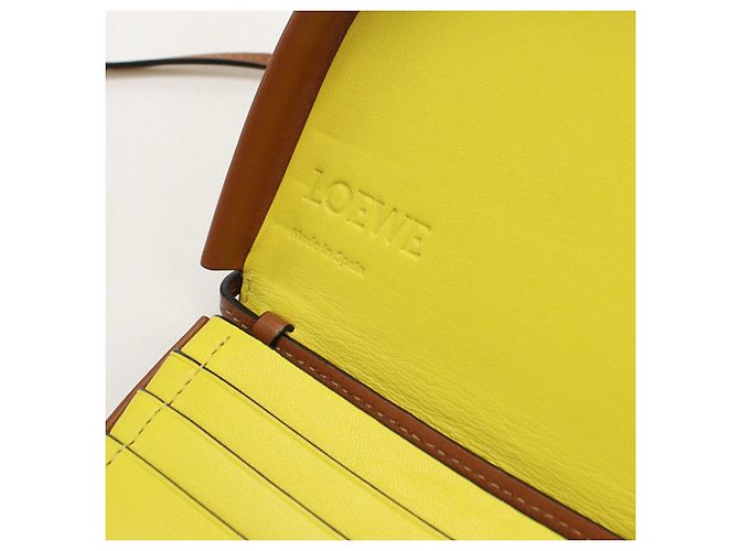 Borsa a tracolla in pelle di vitello marrone Loewe - vista 6