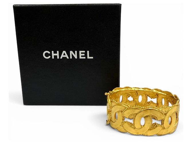 Bracciale Rigido Chanel Vintage 96A Coco Mark Oro D'oro - vista 2