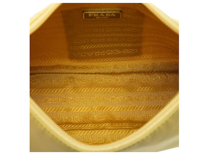 Mini borsa a tracolla Prada Yellow Mini Tessuto Re Edition 2000 Giallo - vista 4
