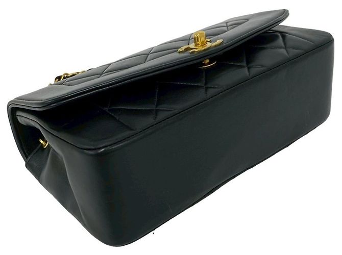 Borsa a tracolla Chanel Diana Matelassé Coco Mark in agnello Nero - vista 7