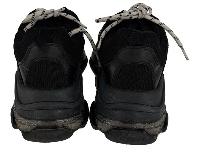 Balenciaga Triple S Sneaker mit transparenter Sohle aus schwarzem Polyester - Ansicht 2