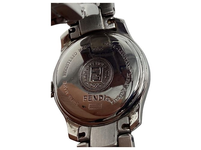 Fendi 210L Quarz-Uhr aus silbernem Edelstahl - Ansicht 9