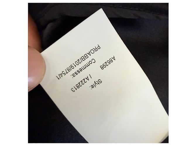Versace Minirock mit geraffter Taille aus schwarzer Viskose - Ansicht 7