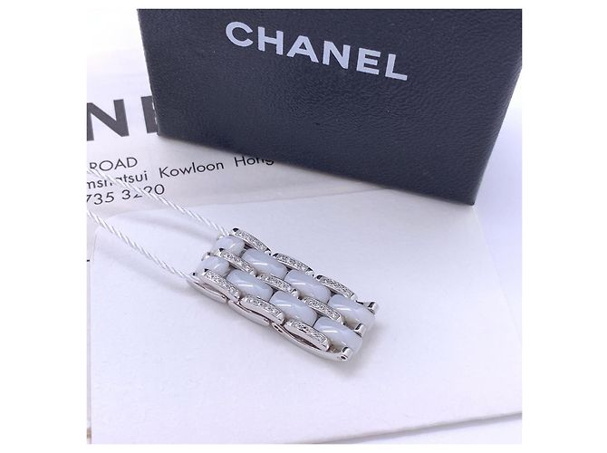 Anello Chanel Ultra Collection in Oro Bianco 18K e Ceramica - vista 3