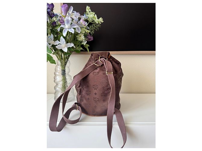MCM Vintage Nylon Slingbag Rucksack in monogramma canvas marrone - vista 5
