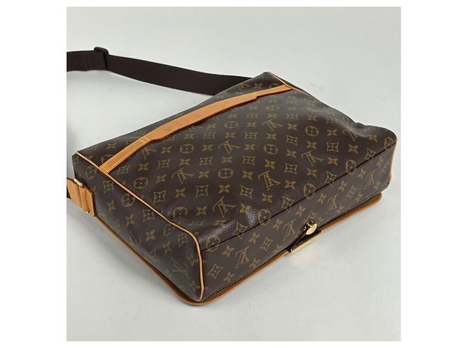 Bolso bandolera Abbesses Louis Vuitton Castaño - vista 2