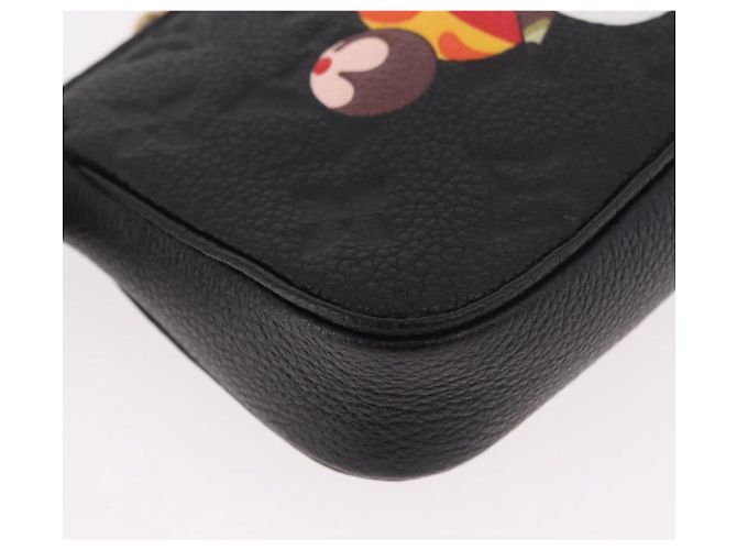 LOUIS VUITTON Empreinte Panda Mini Pochette Accessoires M13824 LV Auth 189260SM Negro Monograma - vista 16