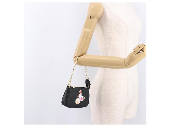 LOUIS VUITTON Empreinte Panda Mini Pochette Accessoires M13824 LV Auth 189260SM Negro Monograma - vista 22