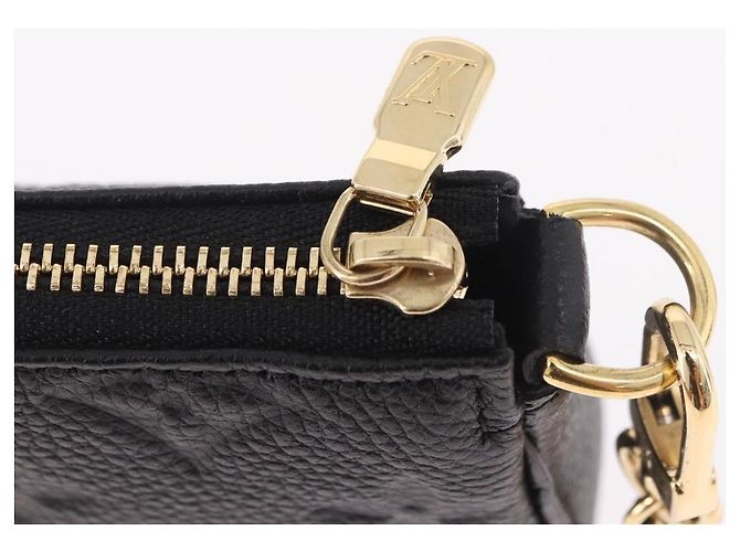 LOUIS VUITTON Empreinte Panda Mini Pochette Accessoires M13824 LV Auth 189260SM Negro Monograma - vista 9