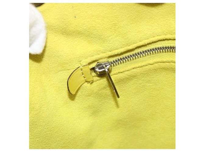 Borsa a tracolla LOUIS VUITTON Epi Petit Noe Pistachian M40969 LV Auth 187291A - vista 20