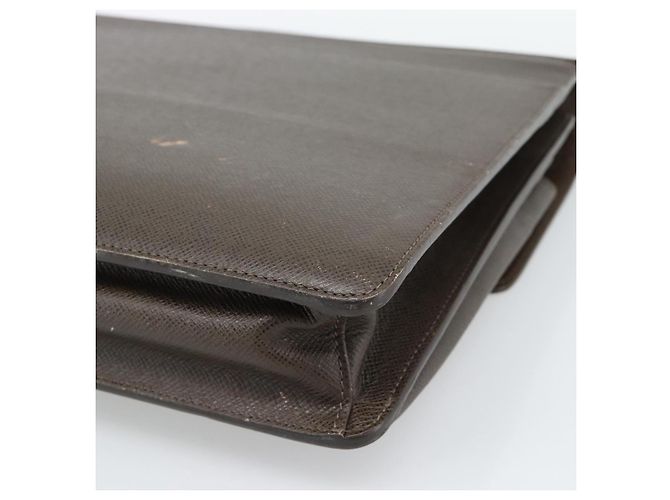 LOUIS VUITTON Taiga Robusto 1 Business Bag Grizzly M31058 LV Auth ka4954 - vista 16