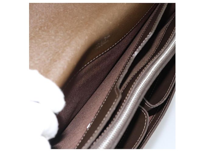 LOUIS VUITTON Taiga Robusto 1 Business Bag Grizzly M31058 LV Auth ka4954 - vista 23