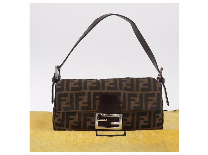 FENDI Zucca Canvas Mamma Baguette Borsa a Spalla Nero Marrone Argento Auth 189252SAM - vista 12