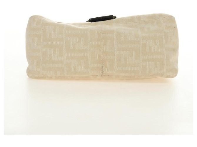 FENDI Zucca Canvas Mamma Baguette Bolso de Hombro Beige Plata Auth mr2561M - vista 5