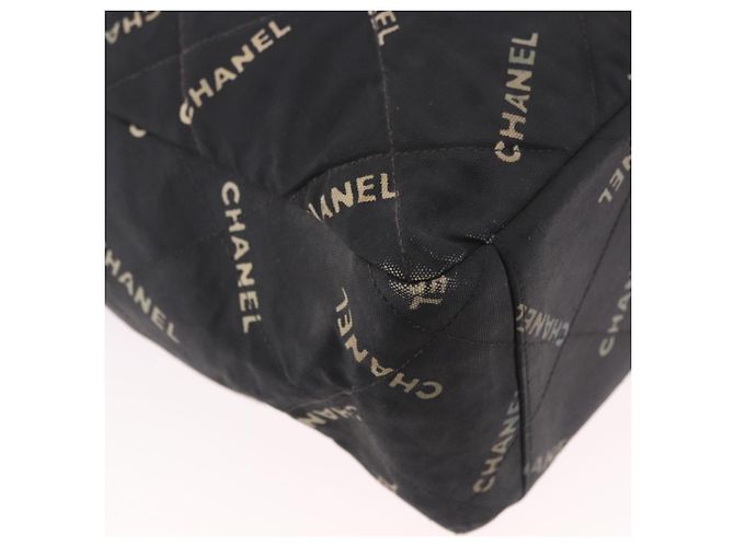 CHANEL Matelasse Chain Tote Bag Lona Recubierta Negro Oro CC Auth bs35682 Dorado - vista 15