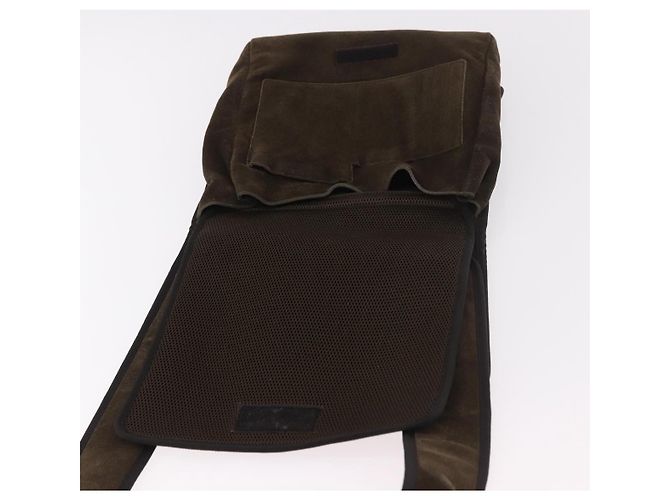 Borsa a tracolla Miu Miu in scamosciato marrone Auth 188406 - vista 10