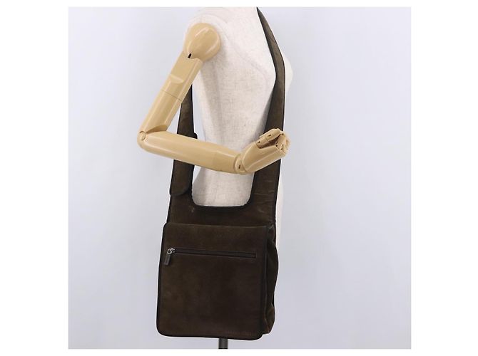 Borsa a tracolla Miu Miu in scamosciato marrone Auth 188406 - vista 22