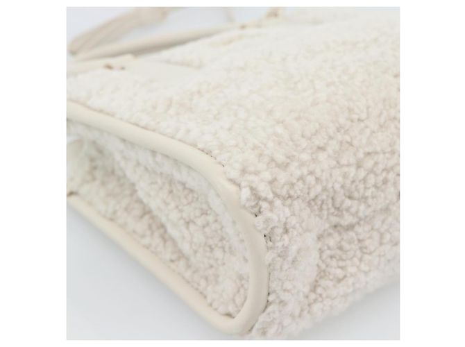 Borsa Miu Miu Shearing 2way White Gold Auth ka4884SAM Bianco D'oro - vista 16