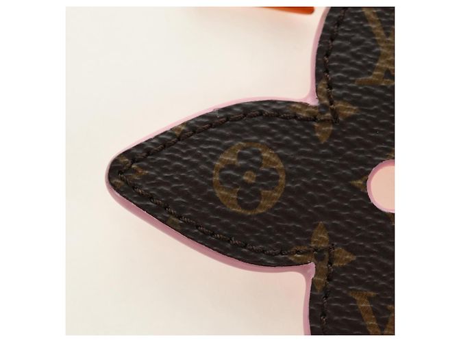 LOUIS VUITTON Portachiavi Vernis LV Pop Flower Rosa M01963 Auth 187596V - vista 15