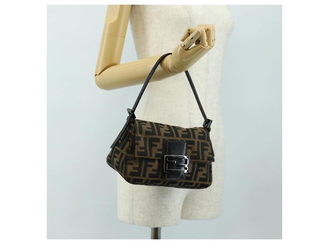 FENDI Zucca Canvas Mamma Baguette Mini Shoulder Bag Black Brown Auth yk20529SAM Marrone Nero - vista 25