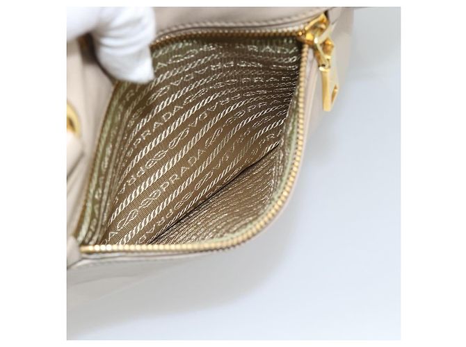 Borsa PRADA in pelle 2way Beige Oro Auth 186432A D'oro - vista 27