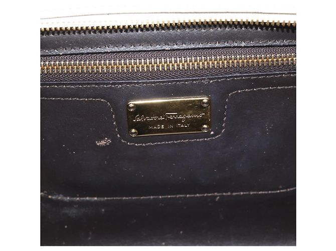 Borsa a mano Salvatore Ferragamo in pelle bianca e oro Auth hk3799 Bianco D'oro - vista 18