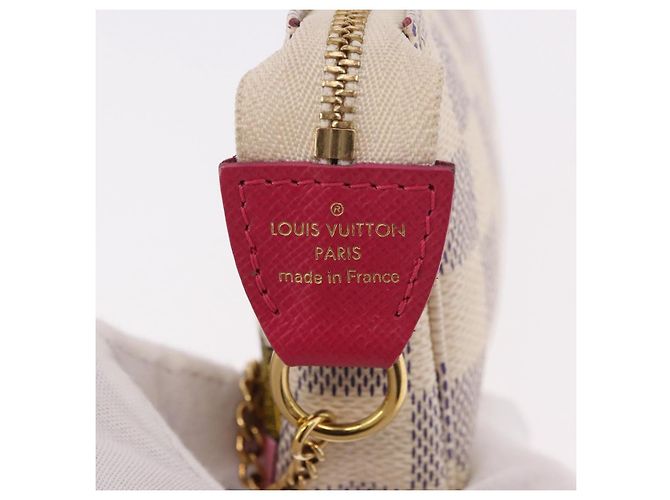 LOUIS VUITTON Damier Azur Vivienne Mini Pochette Accessoires N60487 Auth 188812SAM - vista 18