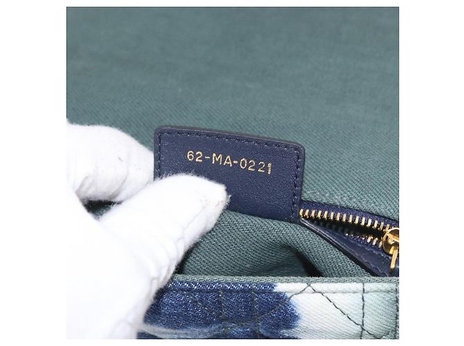 Borsa a tracolla Christian Dior Cannage Miss Caro in tela blu navy e oro Auth 188825SAM D'oro - vista 11