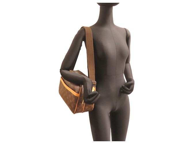 Borsa a Spalla Louis Vuitton Reporter PM Marrone - vista 9