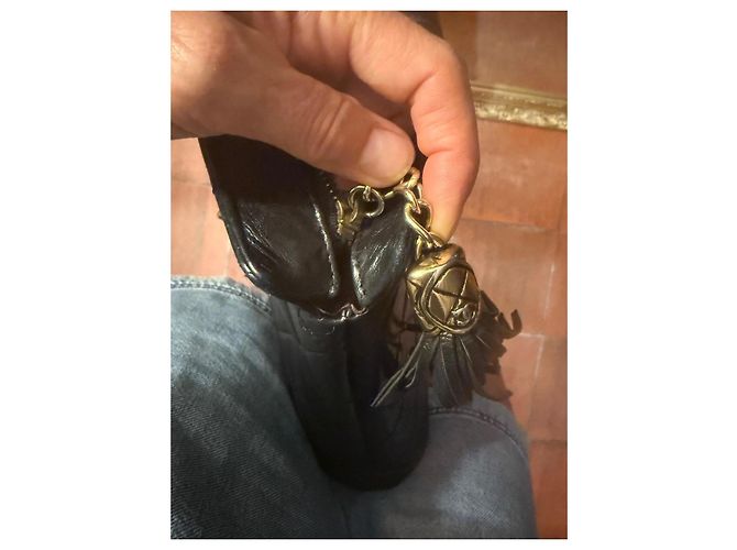 Chanel Borsa a Secchiello in Pelle Nera Trapuntata Nero - vista 7