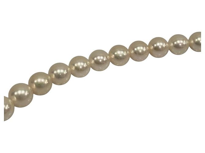 Set Collana e Orecchini in Perle Akoya Mikimoto in Oro Bianco Au750 - vista 5