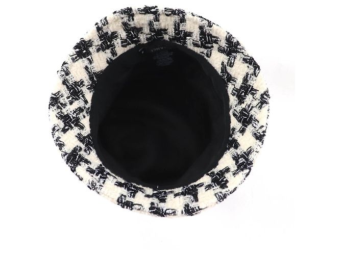 Timeless Cappello in lana Chanel Nero Bianco - vista 4