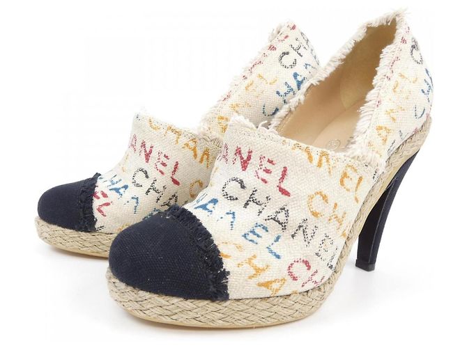 Timeless Décolleté Chanel G29964Y15446 Bianco - vista 3