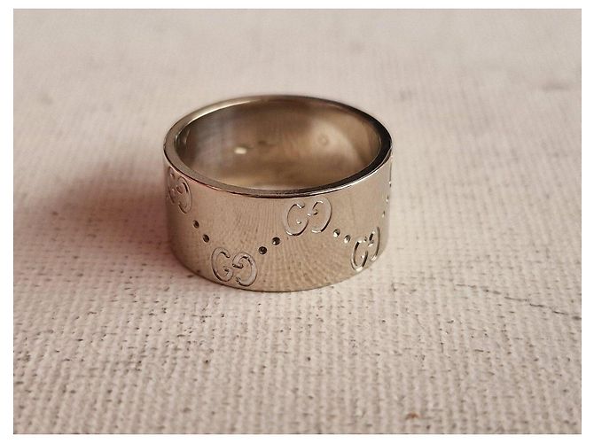 Gucci Icon Ring aus 18k Weißgold Silber Hardware - Ansicht 14