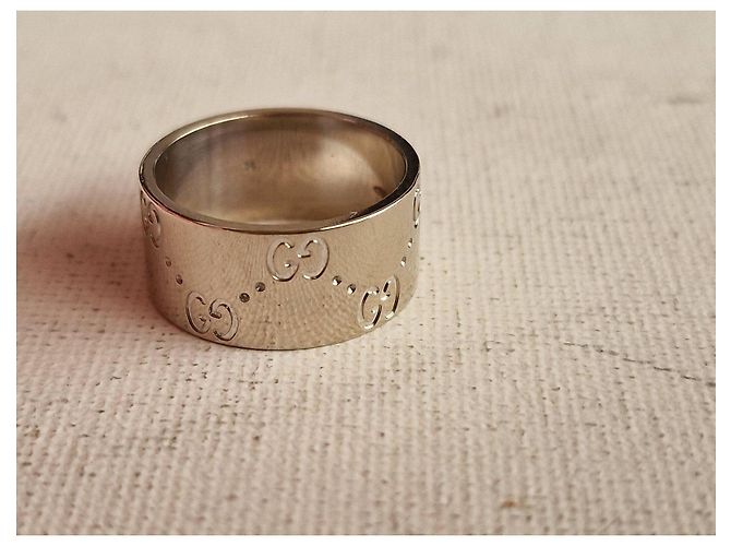 Gucci Icon Ring aus 18k Weißgold Silber Hardware - Ansicht 15