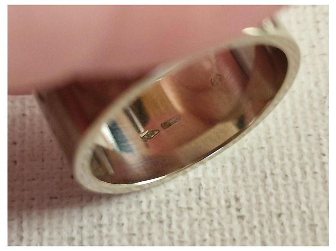 Gucci Icon Ring aus 18k Weißgold Silber Hardware - Ansicht 5