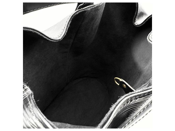 Zaino Louis Vuitton Epi Leather Randonnee PM Nero - vista 7
