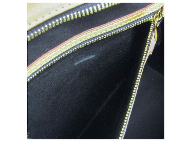 Borsa Louis Vuitton Monogram Vernis Blair MM M91619 Bordò - vista 17