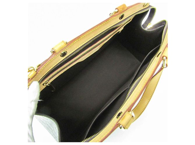 Borsa Louis Vuitton Monogram Vernis Blair MM M91619 Bordò - vista 3
