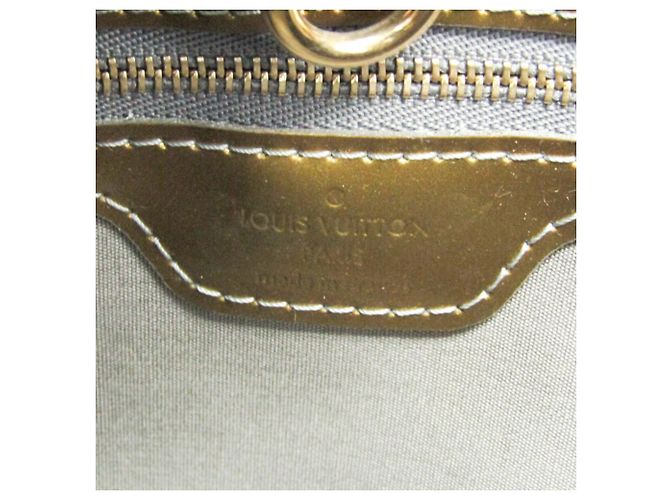 Borsa Louis Vuitton Monogram Vernis Wilshire PM Grigio - vista 15
