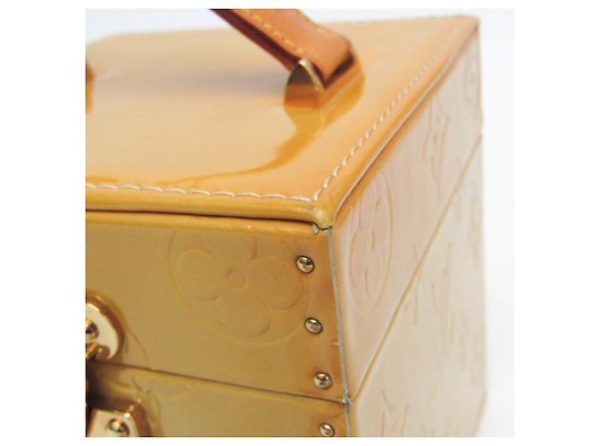 Borsa a mano/Beauty case Louis Vuitton Vernis Bleecker M91002 Giallo - vista 7
