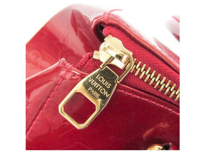 Borsa a Spalla Louis Vuitton Vernis Sherwood PM Rosso - vista 10