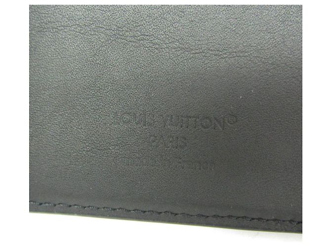 Louis Vuitton Monogram Shadow Brazza Wallet Black - view 12