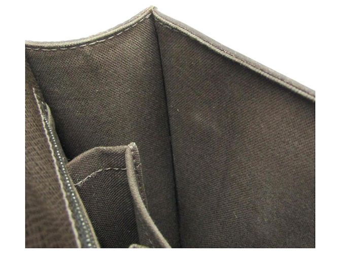 Clutch da uomo Louis Vuitton Taiga Veraia Marrone - vista 17