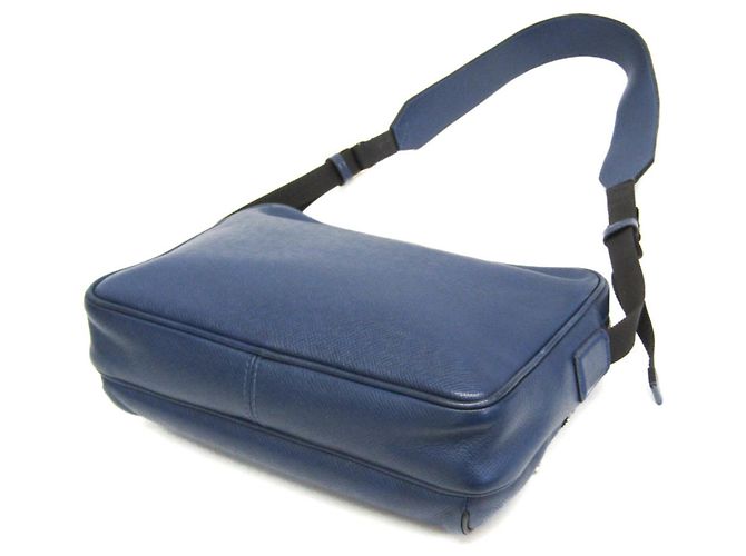 Louis Vuitton Taigarama Outdoor Messenger PM M33437 Blu - vista 2