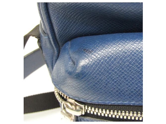 Louis Vuitton Taigarama Outdoor Messenger PM M33437 Blu - vista 9