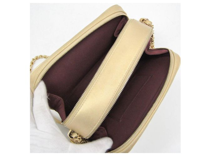 Camera Borsa a tracolla Chanel Cocoboy A92655 D'oro - vista 3