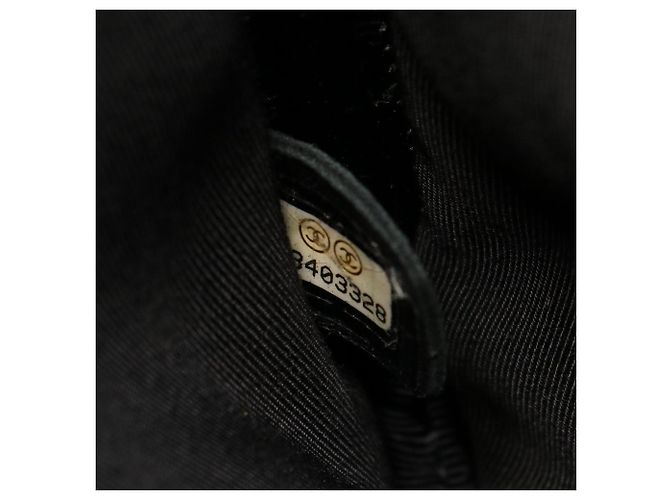 Timeless Borsa a tracolla Chanel in agnello nero - vista 5