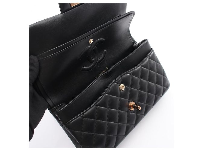 Chanel Matelassé Double Flap Schultertasche Schwarz - Ansicht 12