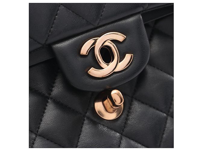 Chanel Matelassé Double Flap Schultertasche Schwarz - Ansicht 6